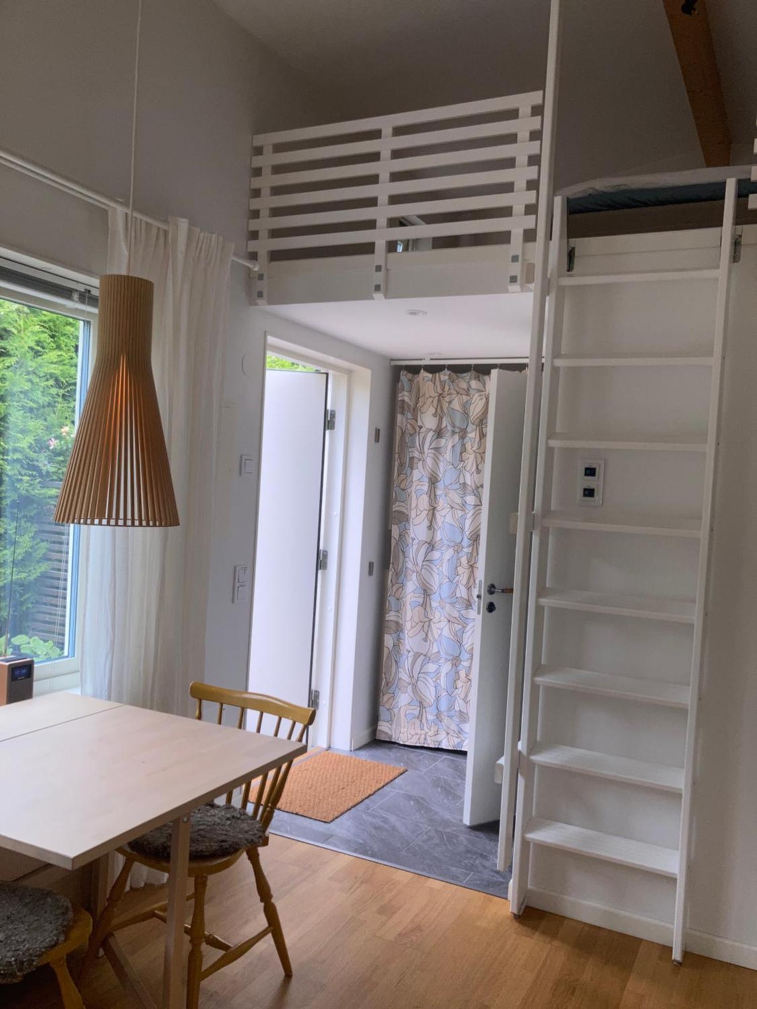 Tiny Grey House With Loft, 15 Min From City Center Gothenburg Exterior photo