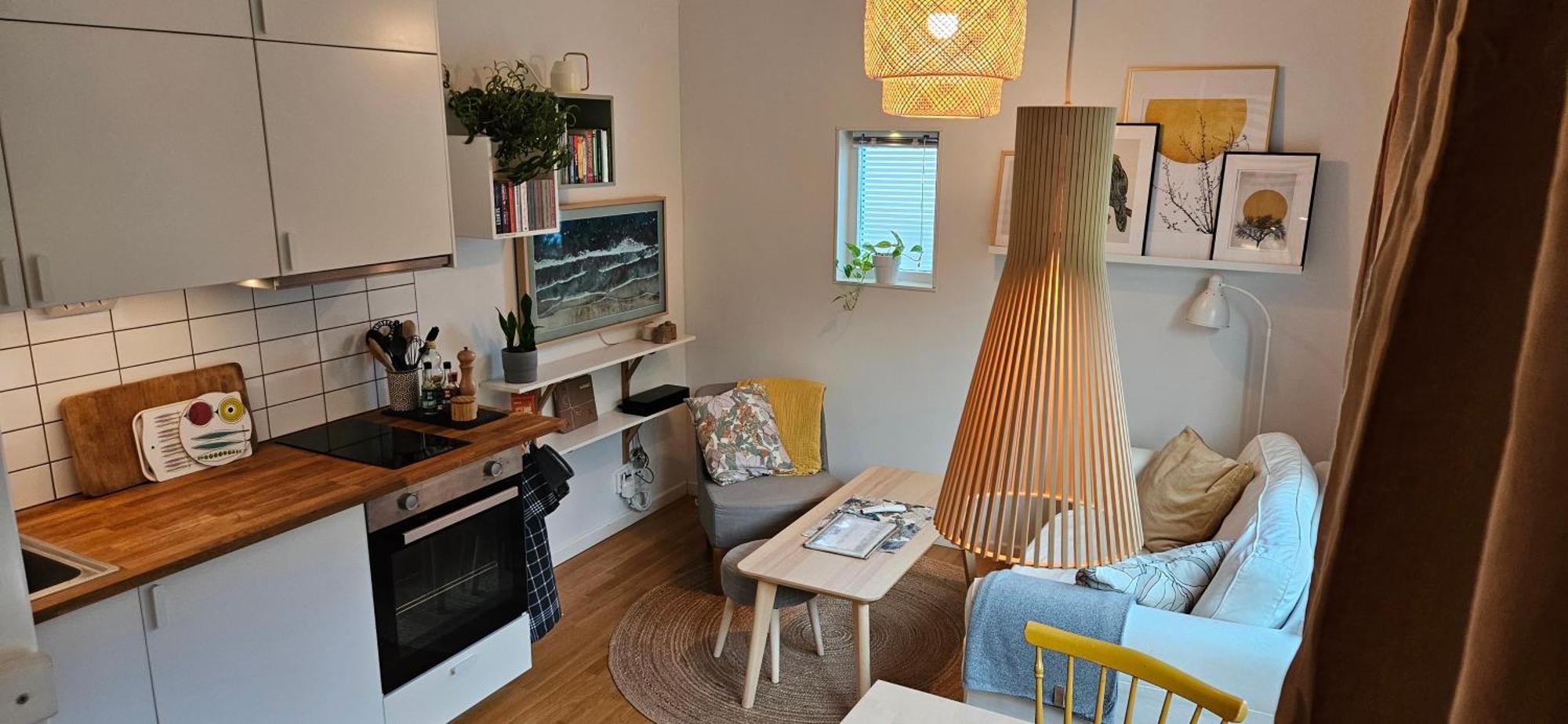 Tiny Grey House With Loft, 15 Min From City Center Gothenburg Exterior photo